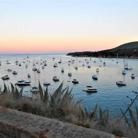 Stella Polare * Porto Azzurro
